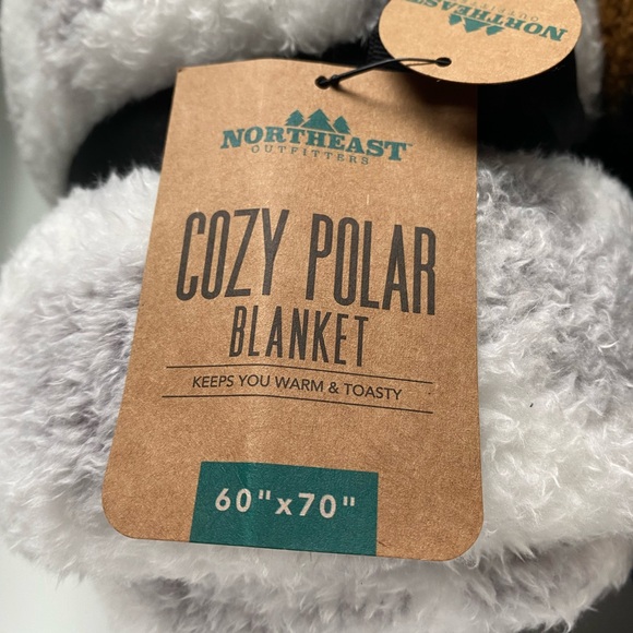 NWT NORTHEAST OUTFITTERS BUNDLE Polar Sherpa Blankets Bundle of 3, Portable - Picture 2 of 5